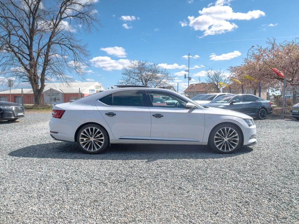 Škoda Superb, 12/17 ČR 2.0TDI–LAURIN KLEMENT - fotka 4