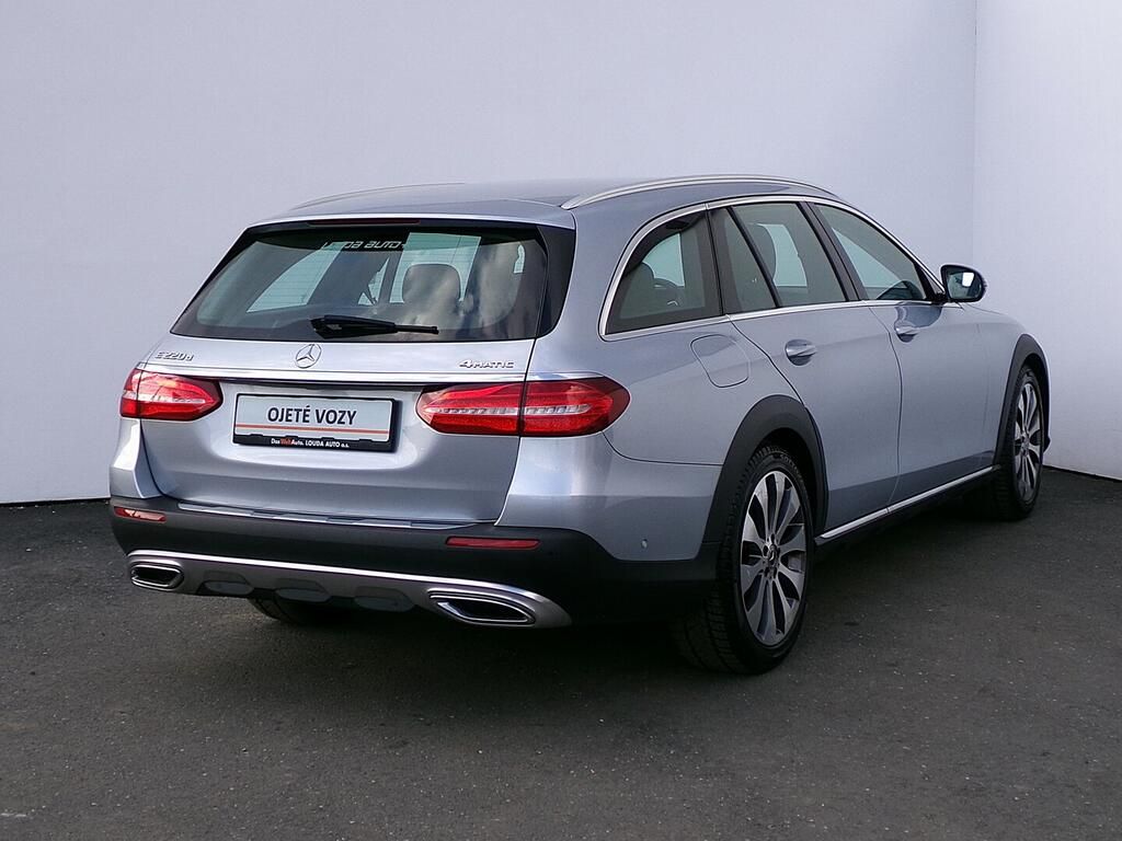 Mercedes-Benz 20, 4matic Allterrain 2.0 143 kW - fotka 5