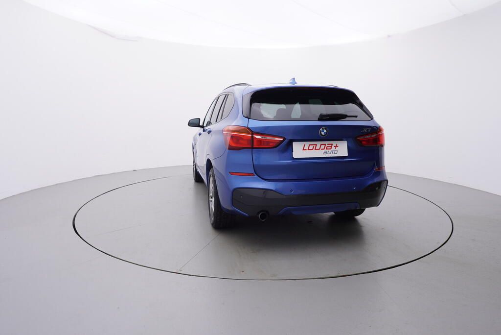 BMW X1, M packet 1.5 100 kW - fotka 4