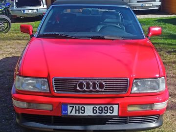 Audi 80 2.6 E benzín automat