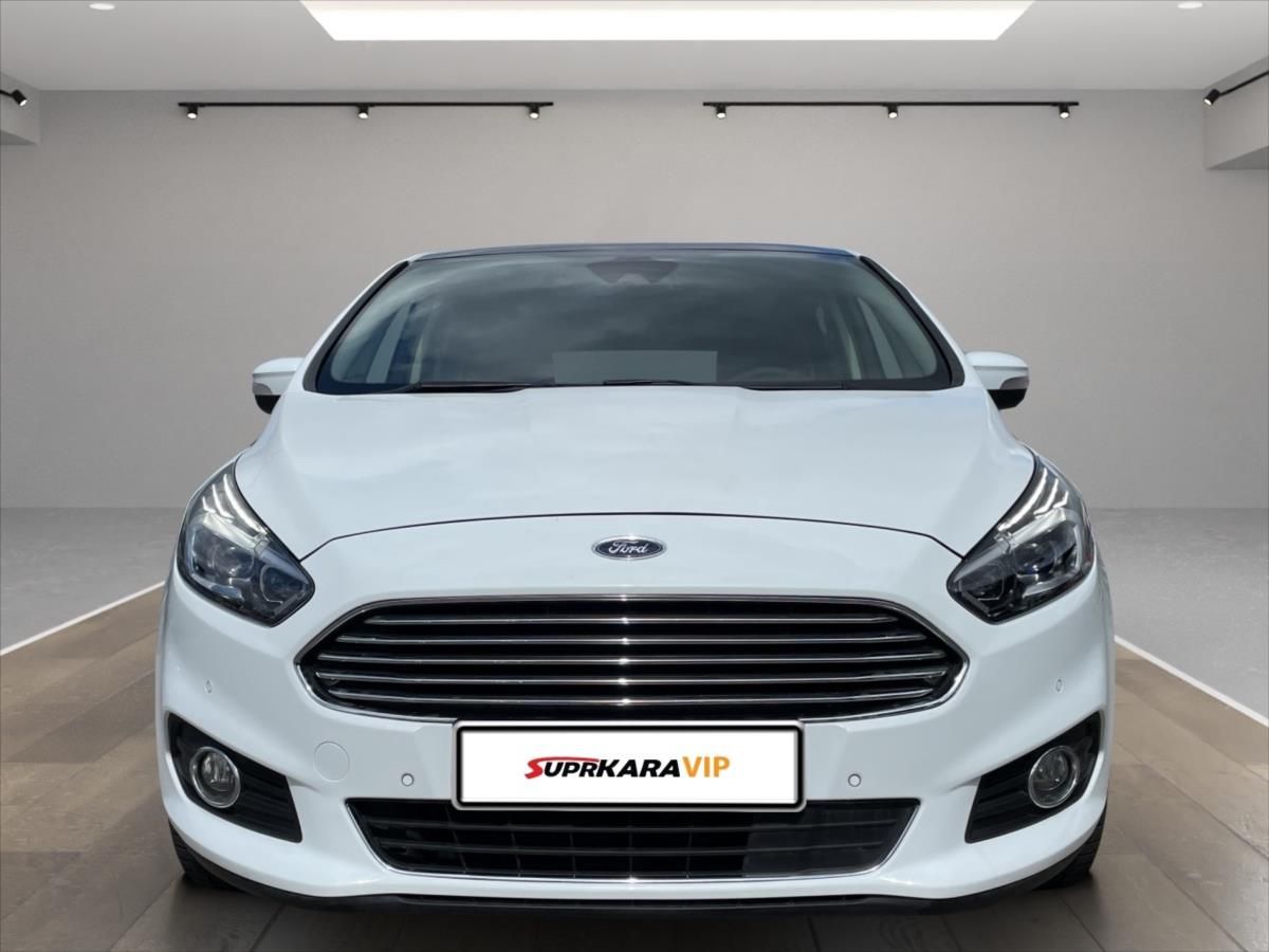 Ford S-MAX, 2,0TDCi Titianium*LED*Panorama - fotka 2