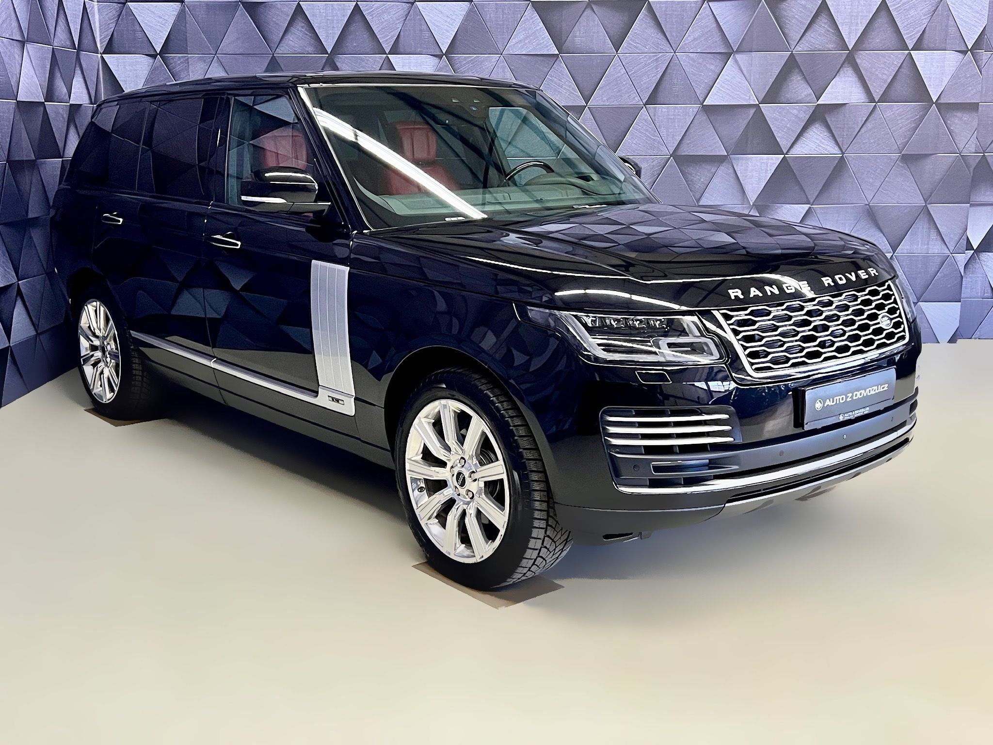 Land Rover Range Rover, 3.0 TDV6 AUTOBIOGRAPHY, TAŽNÉ - fotka 4