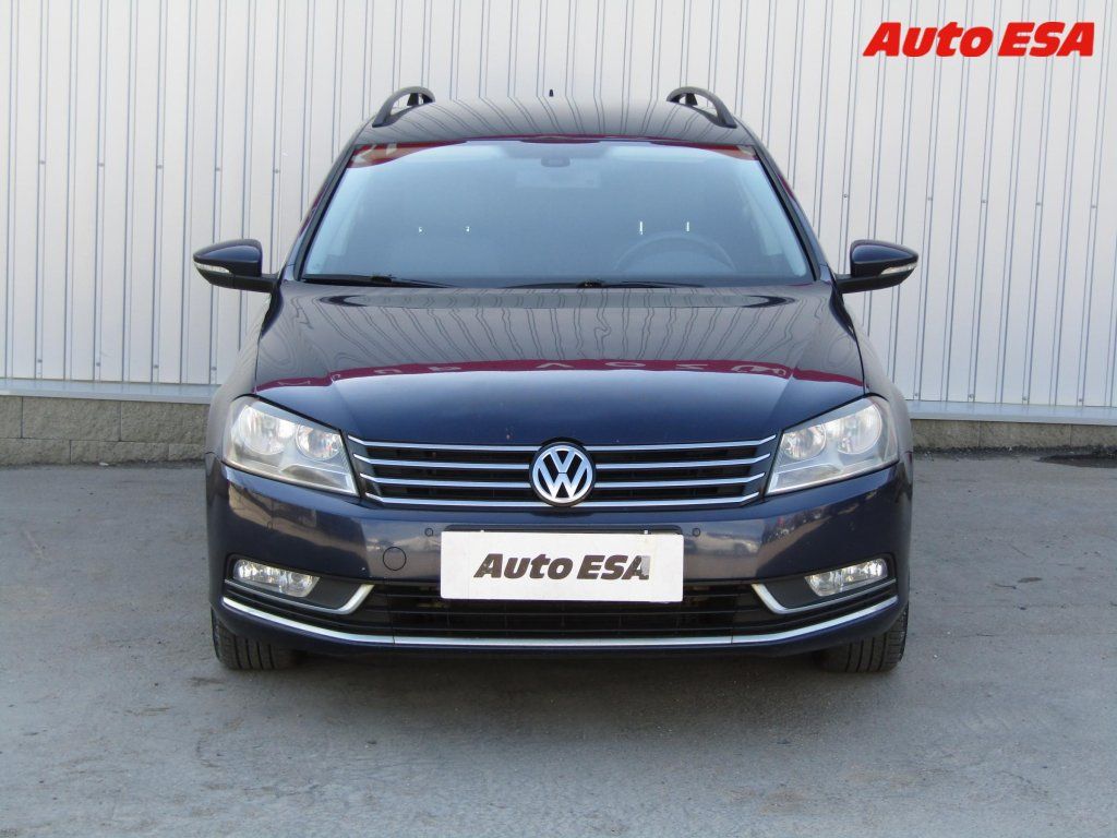 Volkswagen Passat, 1.6TDi,AC,tempo,park.asist - fotka 2