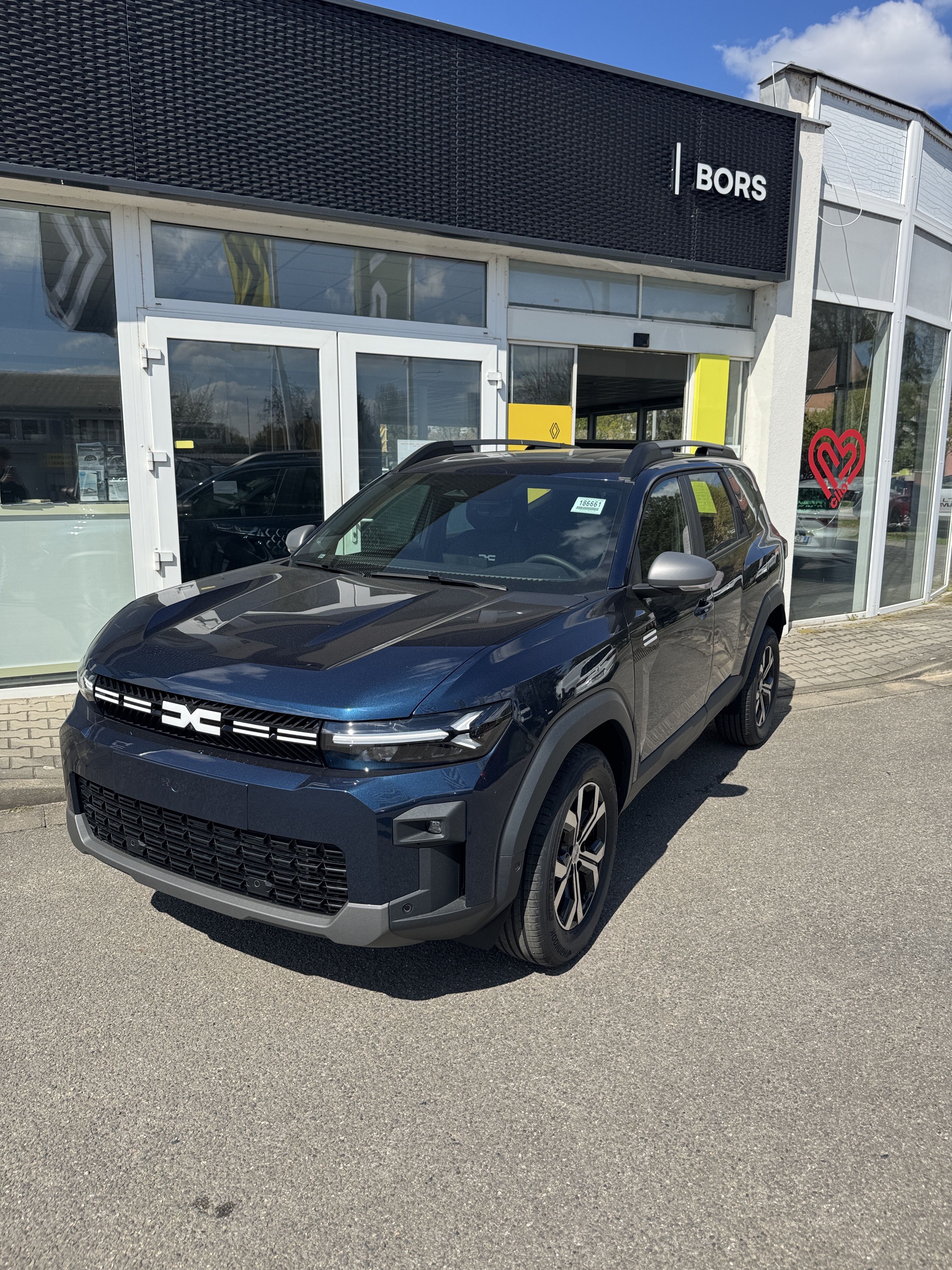 Dacia Bigster, Expression hybrid 155