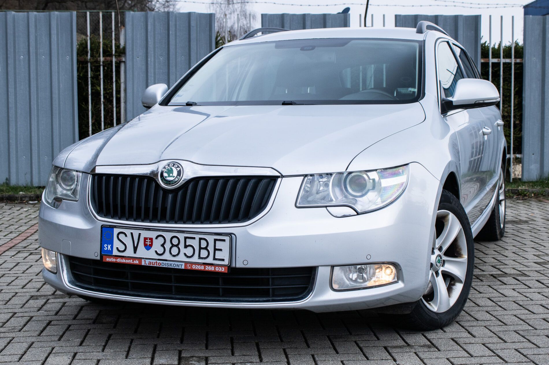 Škoda Superb - fotka 3