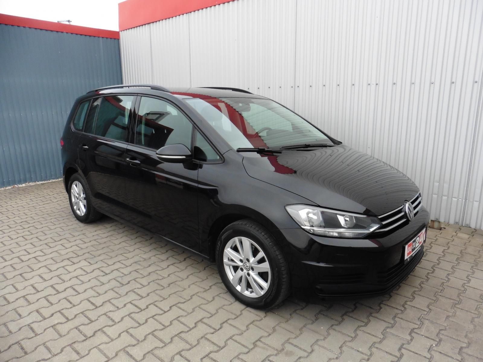 Volkswagen Touran, 2.0 TDi Highline Navi - fotka 2