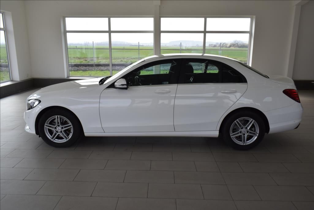 Mercedes-Benz Třídy C, 2,2 CDI, ČR,106814 km,serviska - fotka 5