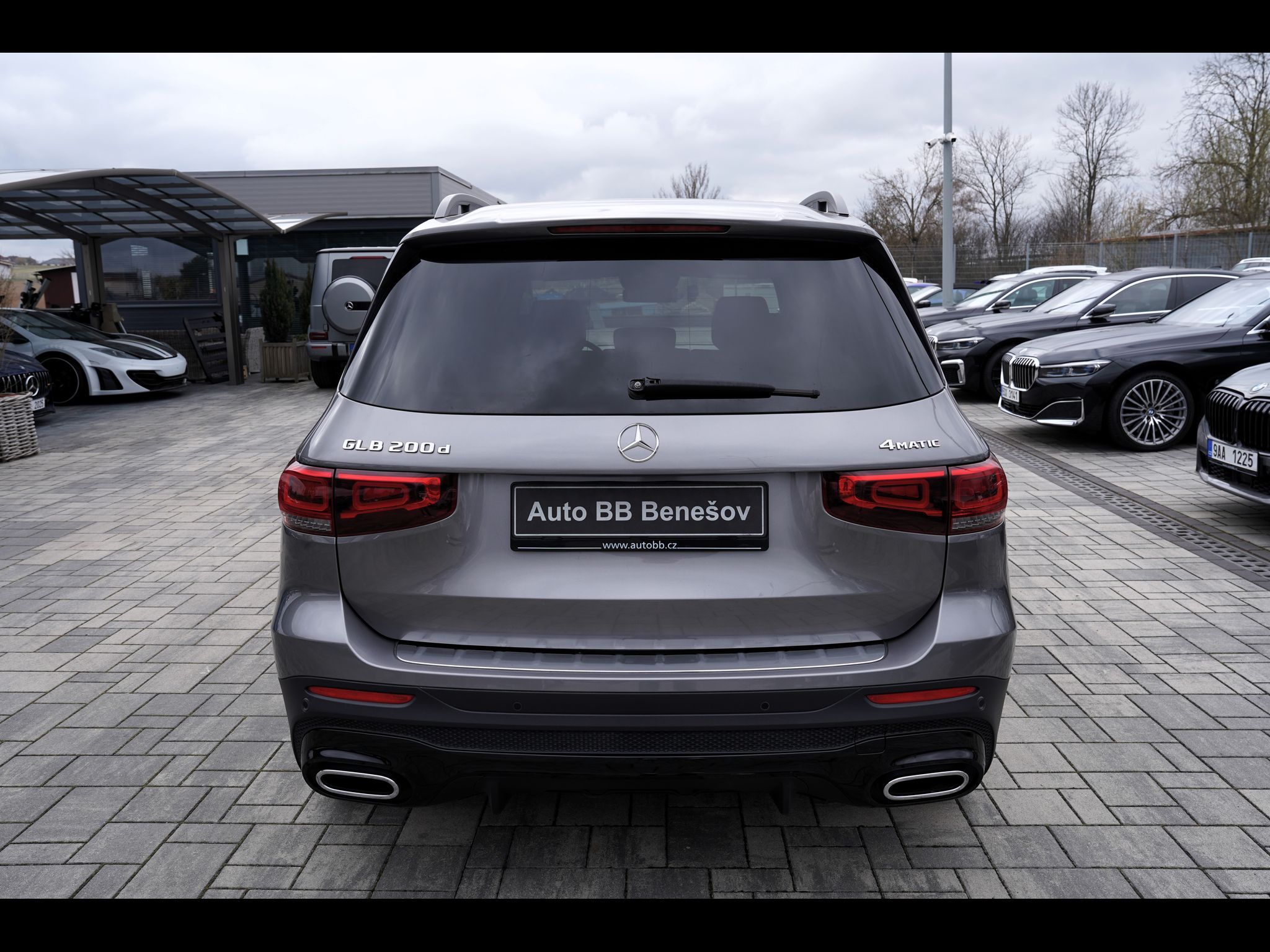 Mercedes-Benz GLB, 200d 4Matic/AMG/AT/150 PS/Led - fotka 5