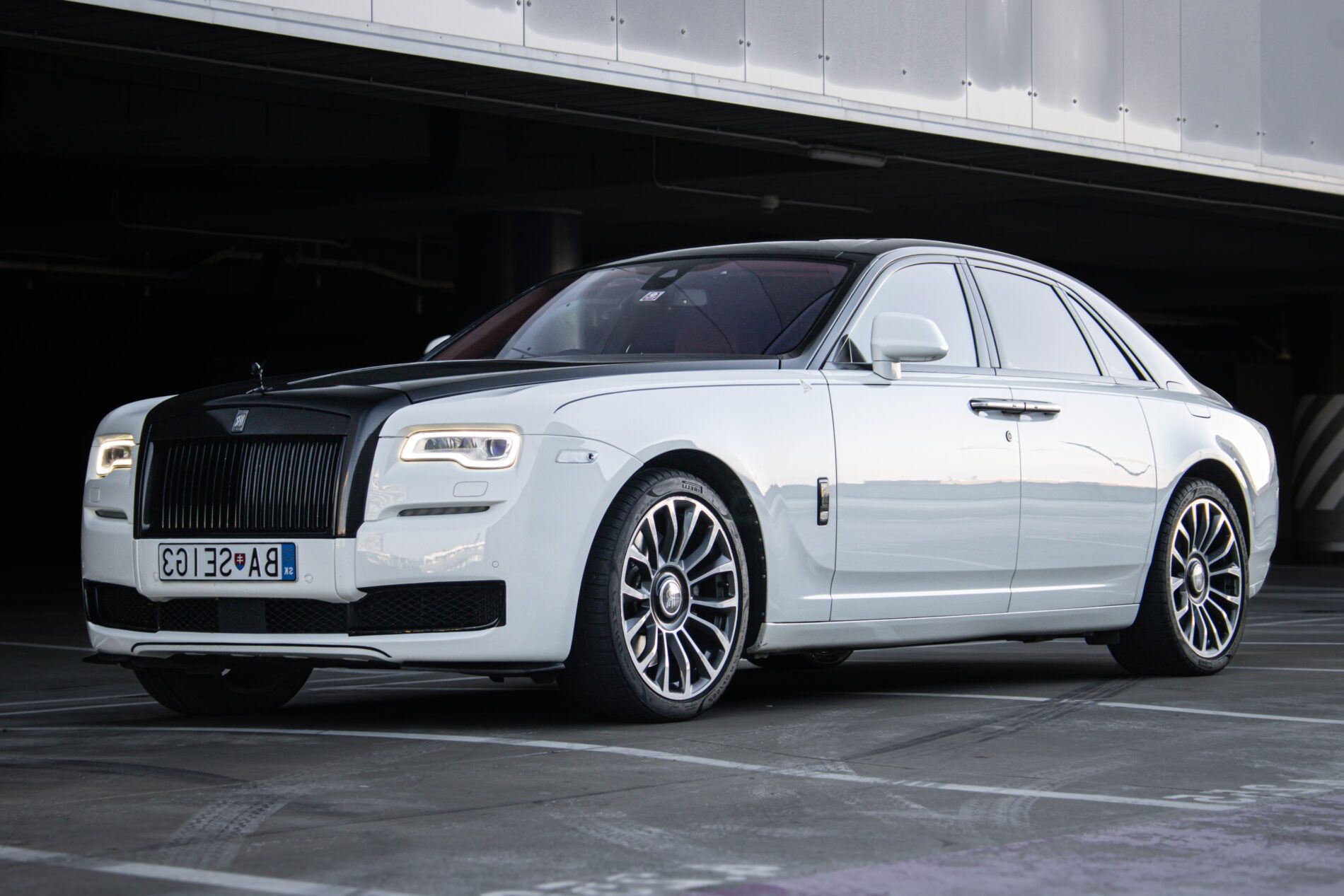 Rolls-Royce Ghost - fotka 2