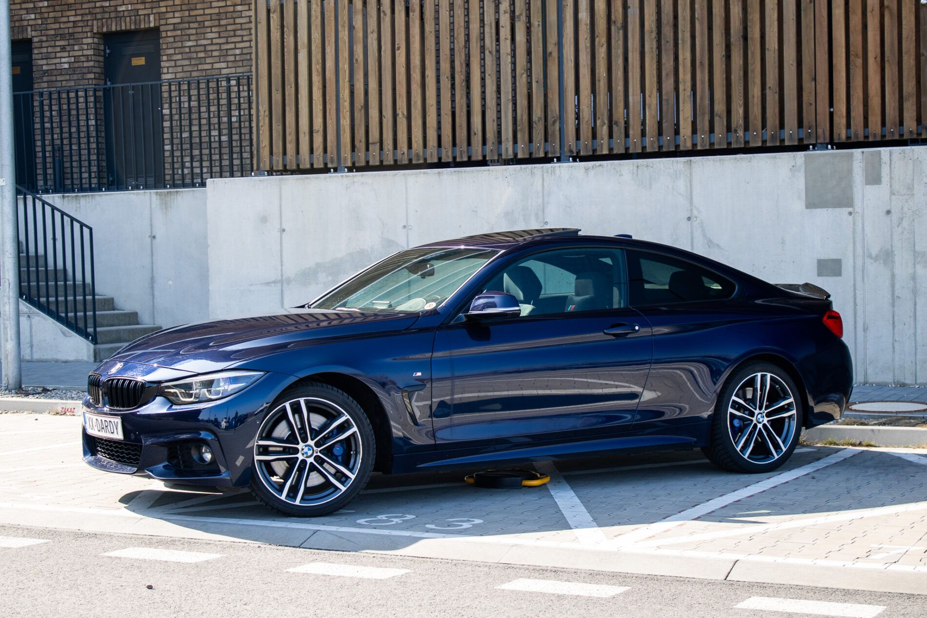 BMW, rad 4 Coupé - fotka 2