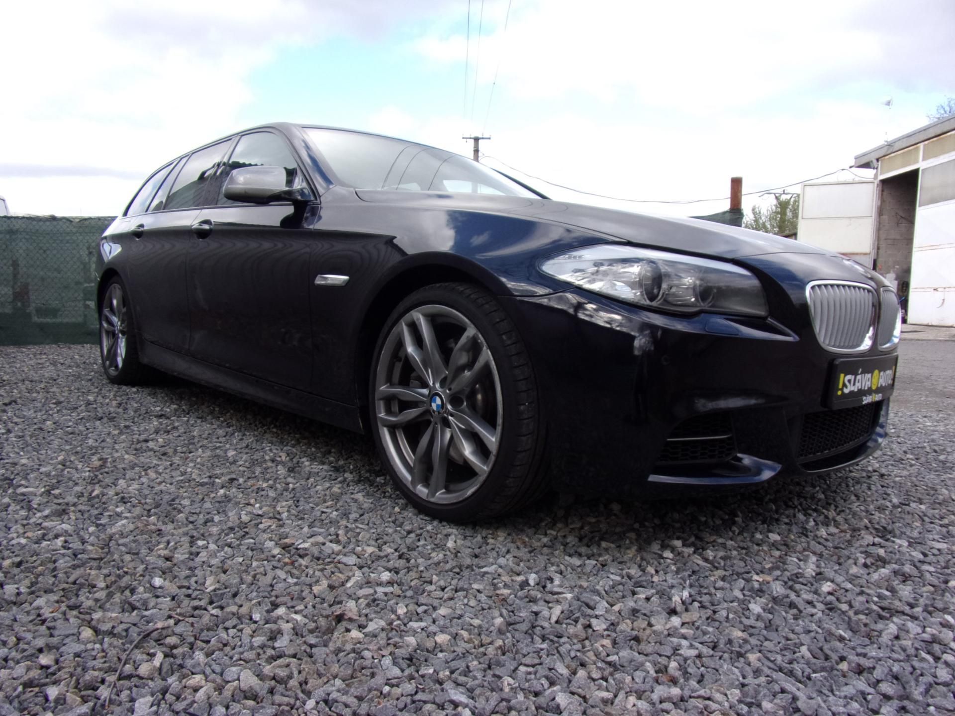BMW Řada 5, M550d X-DRIVE 280kW KRÁSNÝ VŮZ - fotka 3