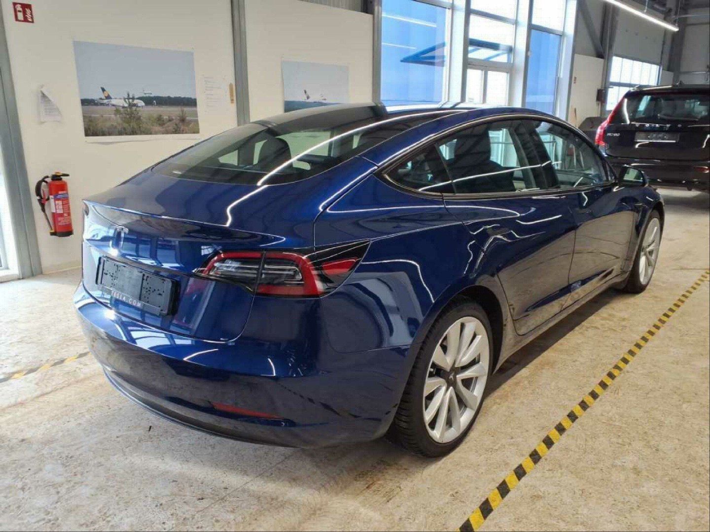 Tesla Model 3, Standard Range - fotka 3