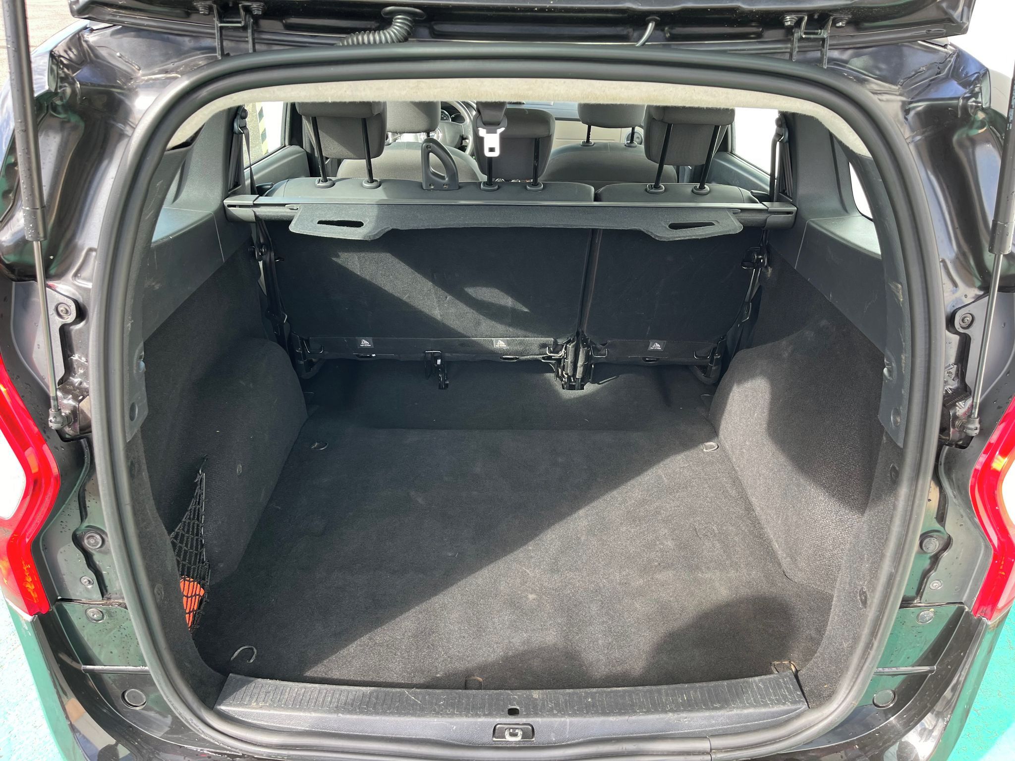 Dacia Lodgy, 1.5dCi, Klima, Navi, Tažné - fotka 5