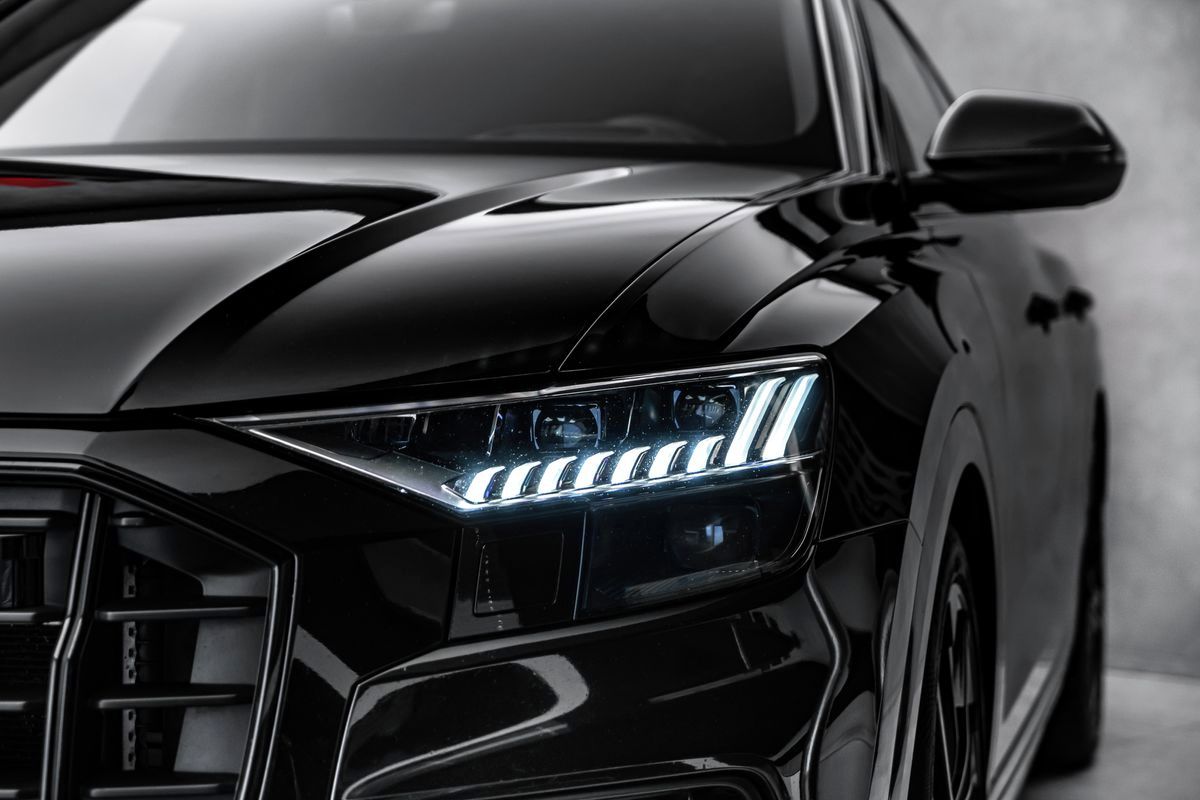 Audi SQ8, competition+, karbon, panorama - fotka 6