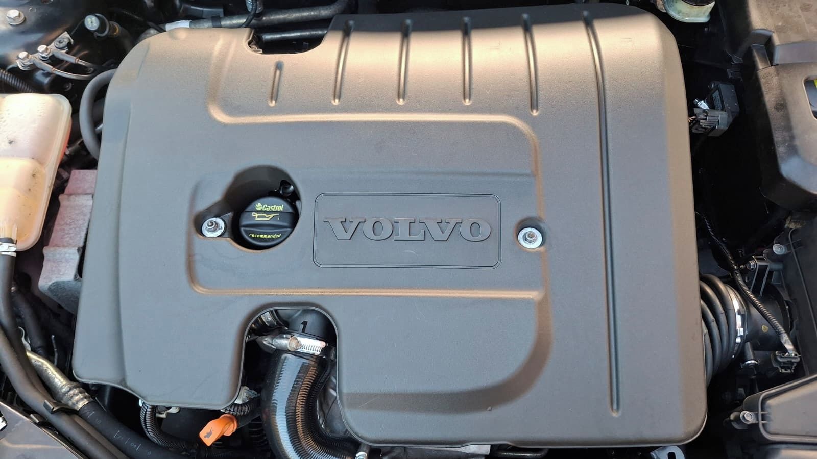 Volvo S40, top historie klima max výbava - fotka 3