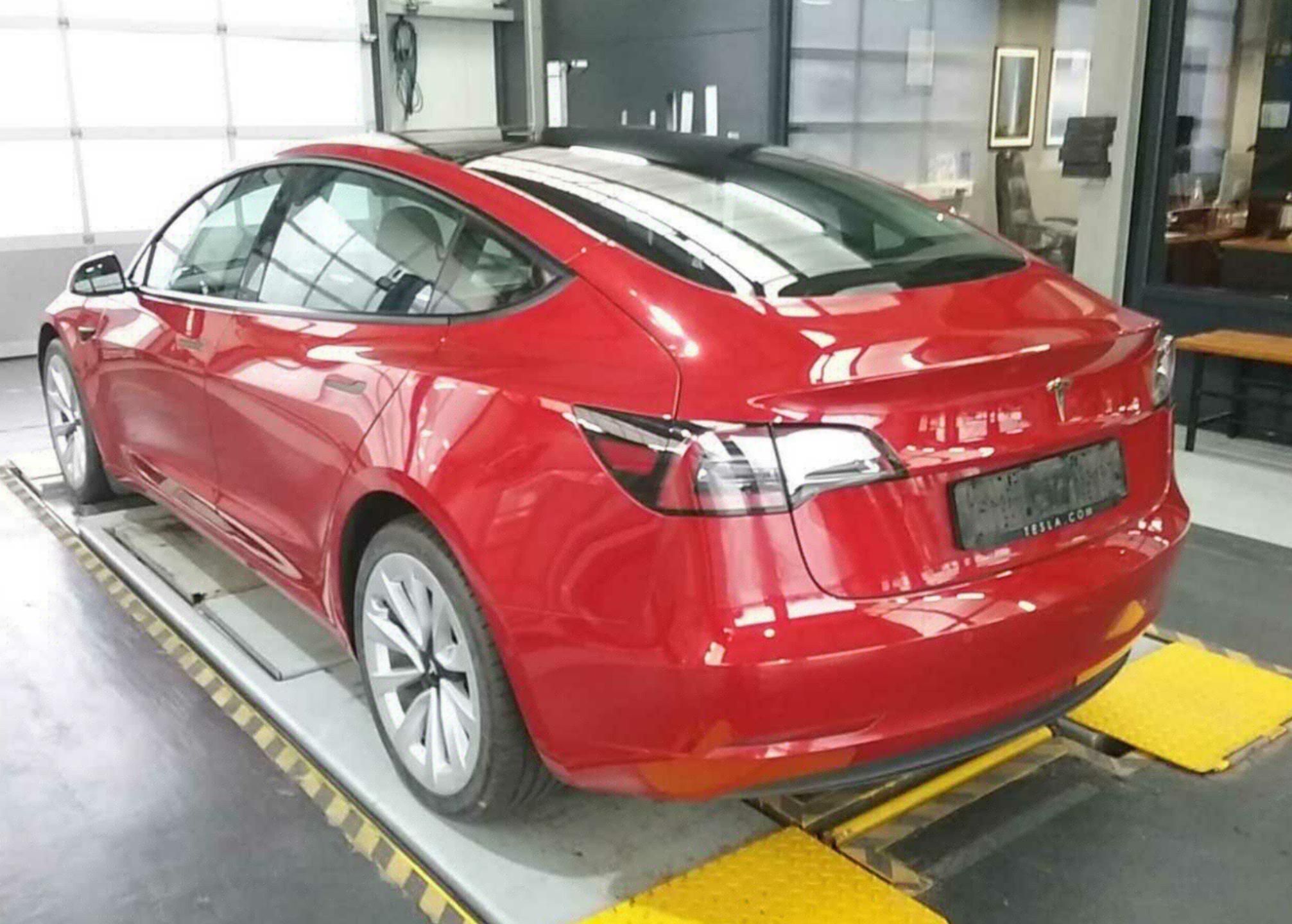Tesla Model 3, Plus refresh 2021 LFP - fotka 6