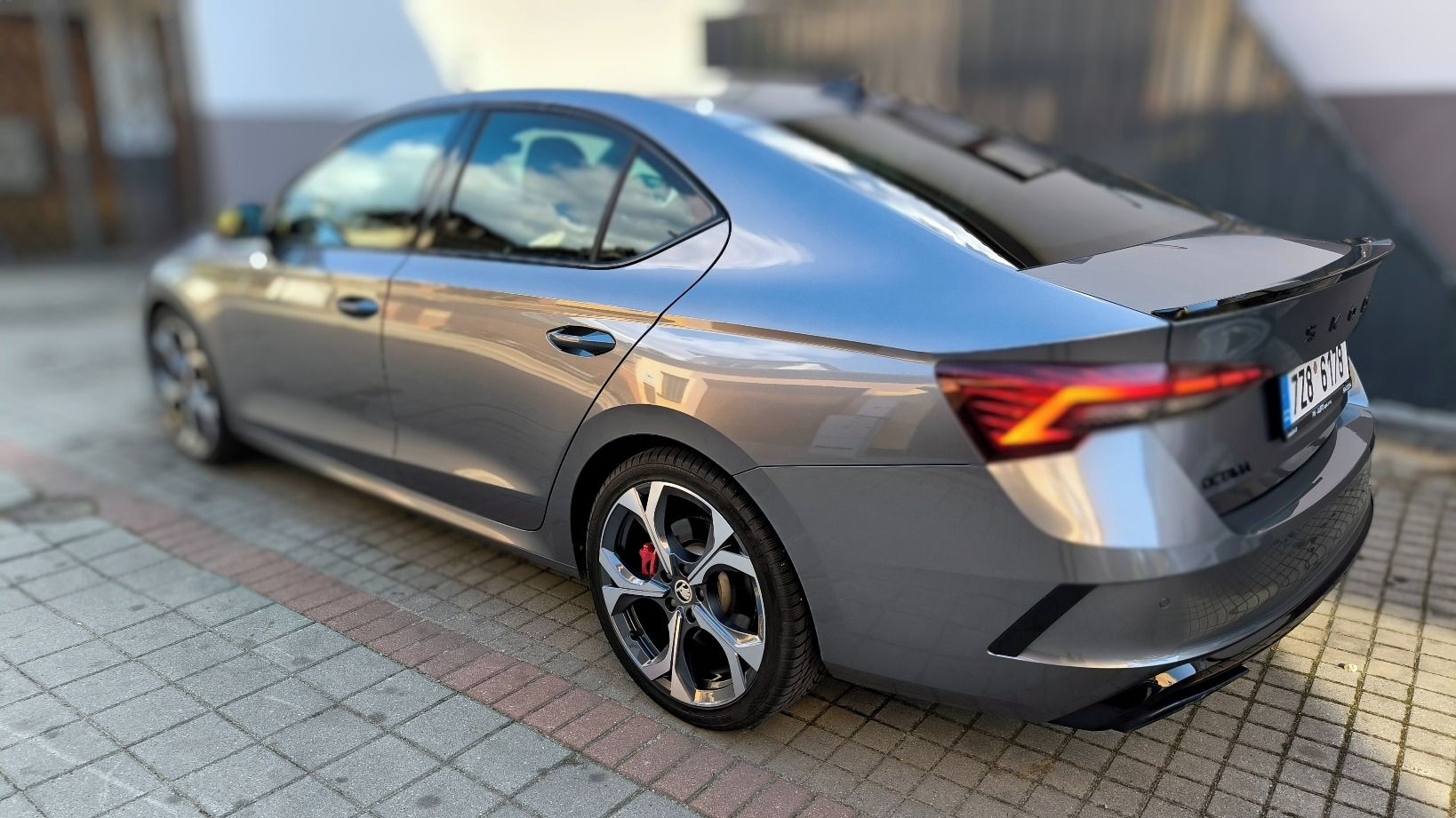 Škoda Octavia, RS, 2,0 TSI DSG 195kW, ZÁRUKA - fotka 2