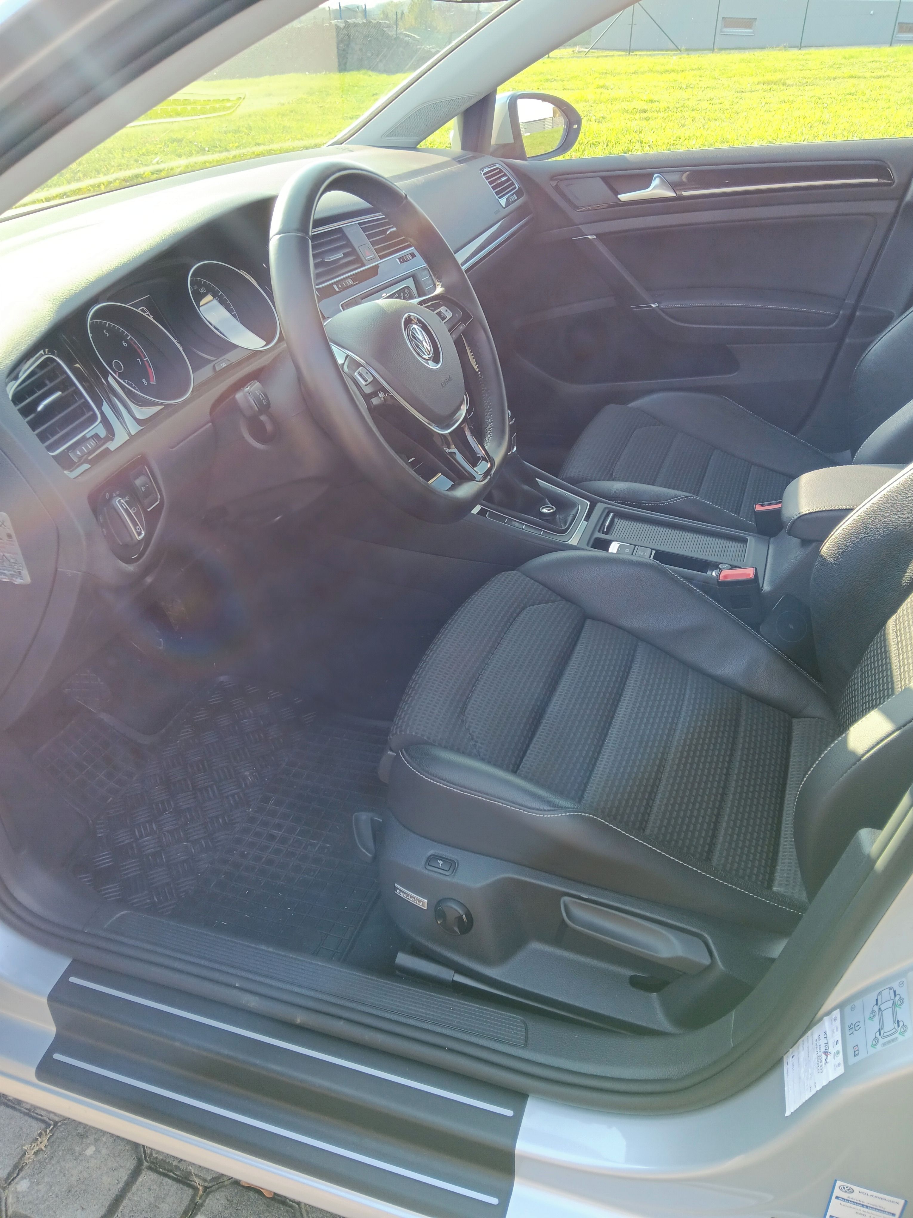 Volkswagen Golf Variant, 110kw,Highline,1.majitel - fotka 5
