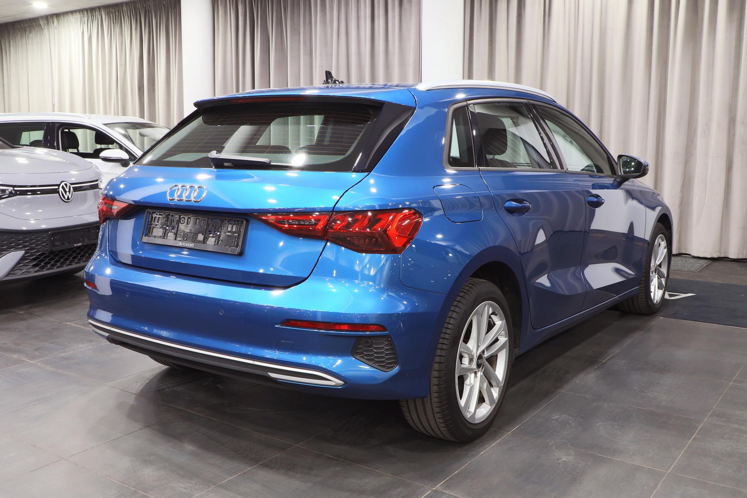 Audi A3, Sportback 30 TFSI 81kW - fotka 3