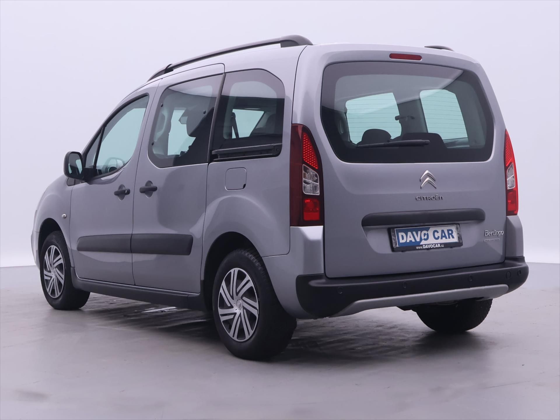 Citroën Berlingo, 1,2 PT 81kW XTR Multispace 1Ma - fotka 5