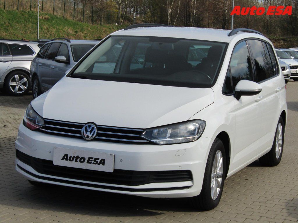 Volkswagen Touran, 1.6TDI,AC,výhřev sed - fotka 3