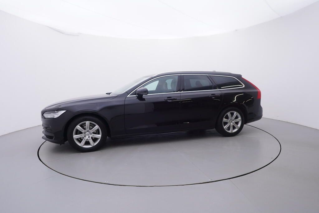 Volvo V90, Momentum 2.0 140 kW - fotka 2