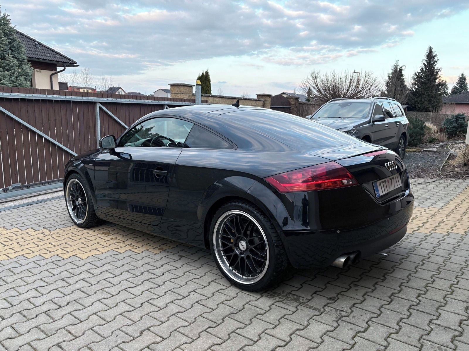Audi TT, 2.0 TFSi DSG Kůže - fotka 4