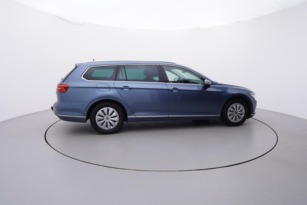 Volkswagen Passat Variant, HIGHLINE 2.0 TDI 110 kW - fotka 6