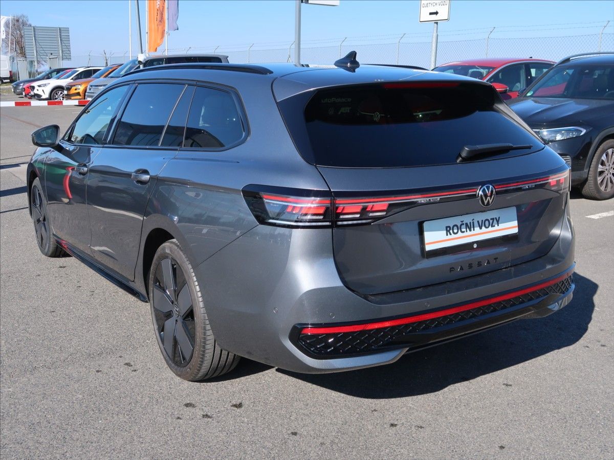 Volkswagen Passat, 1,5 TSi R-Line People 200 kW e - fotka 6