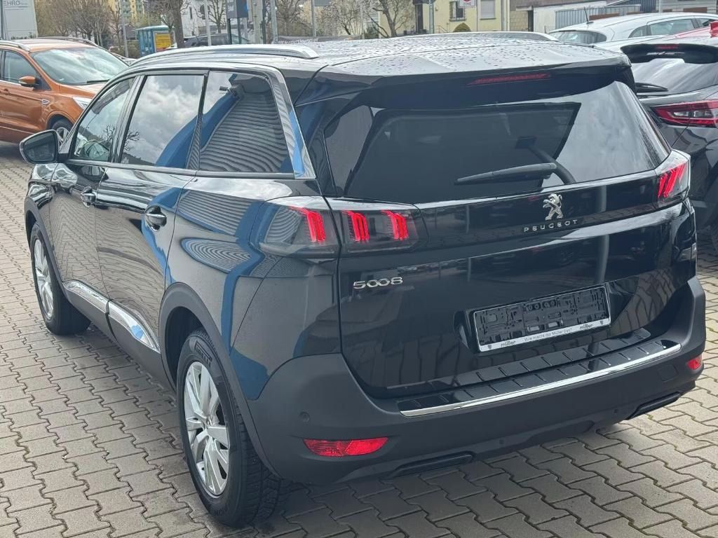 Peugeot 5008, 1.5 BlueHDi Allure Pack*7 míst - fotka 2