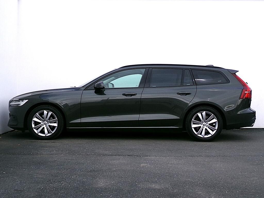 Volvo V60, Momentum 2.0 140 kW - fotka 3