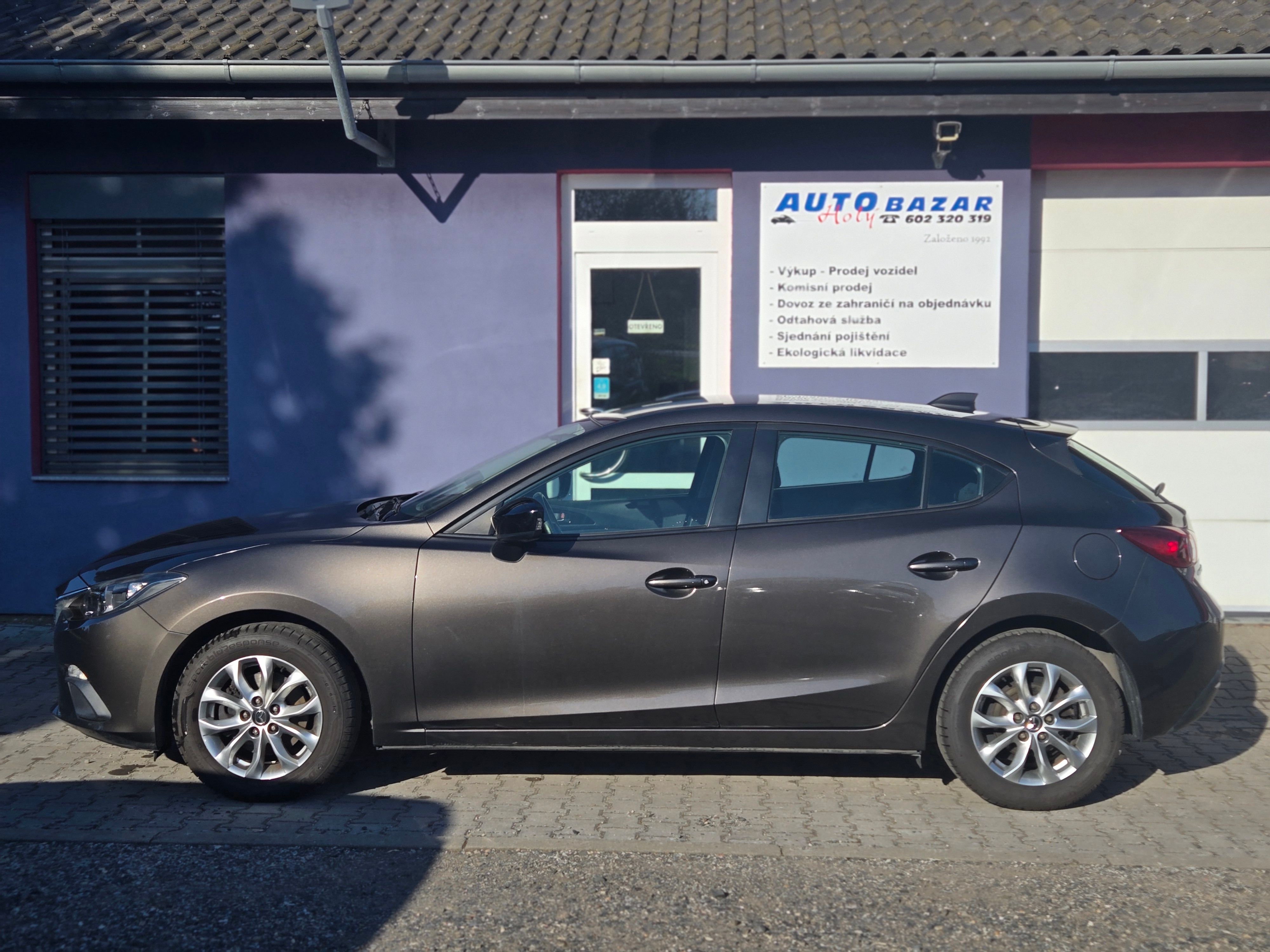 Mazda 3, 1,5-74kW+sada zimních AL kol - fotka 3