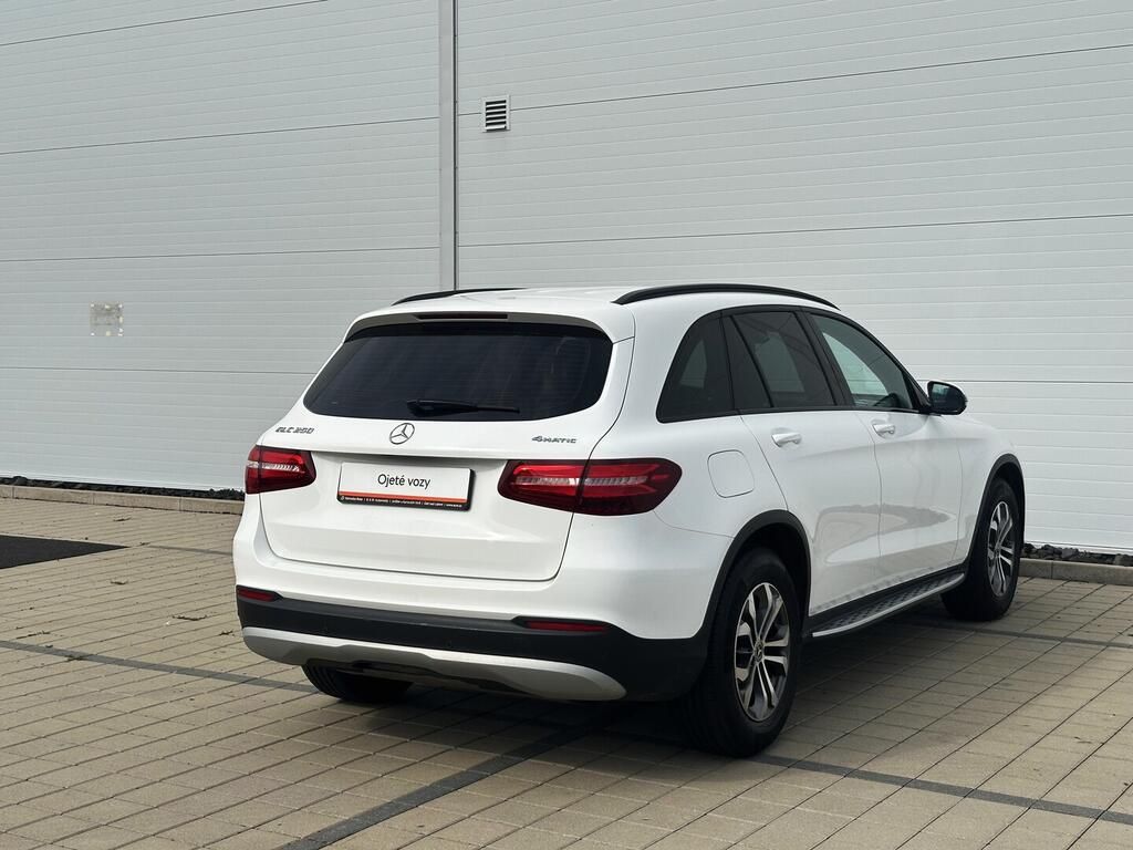 Mercedes-Benz GLC, 250 4Matic 2.0 155 kW - fotka 5