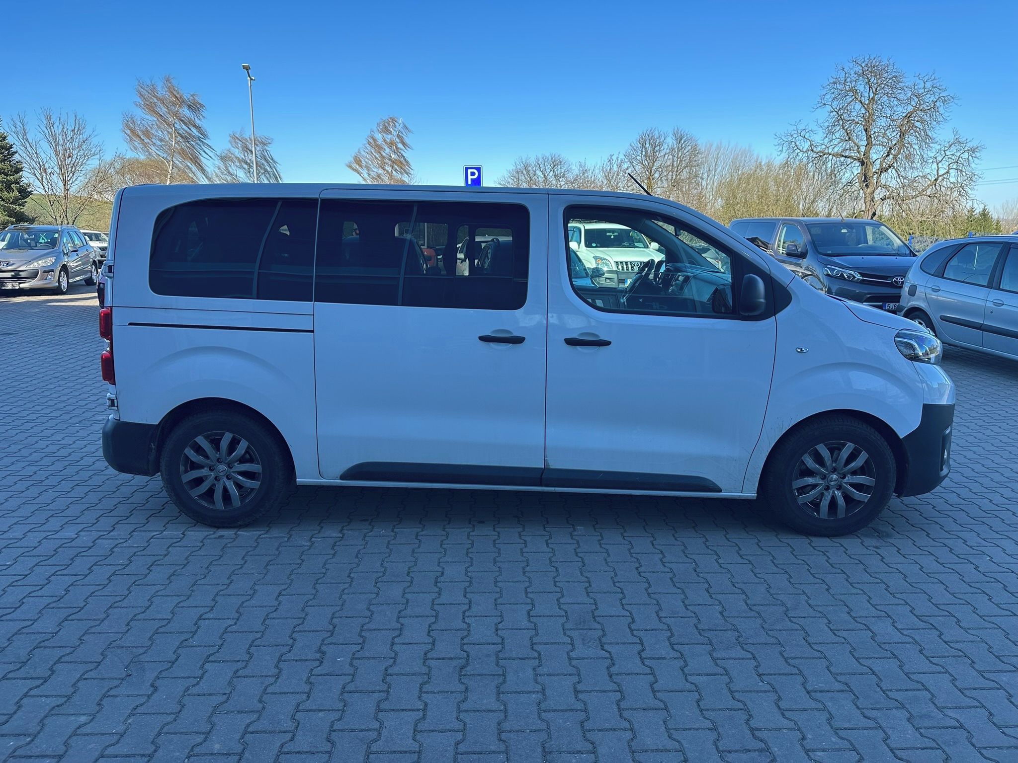 Toyota Proace Verso, 1,5 D-4D 88kW, 9 míst, záruka - fotka 6