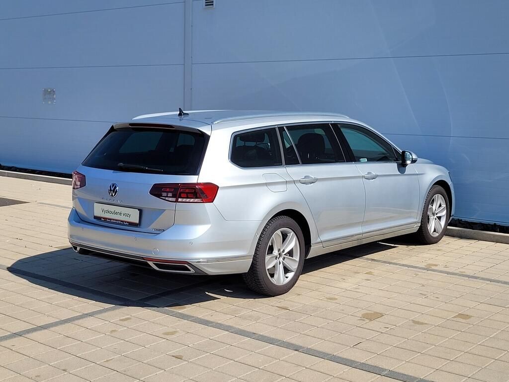 Volkswagen Passat Variant, ELEGANCE 2.0 TDI 147 kW - fotka 5
