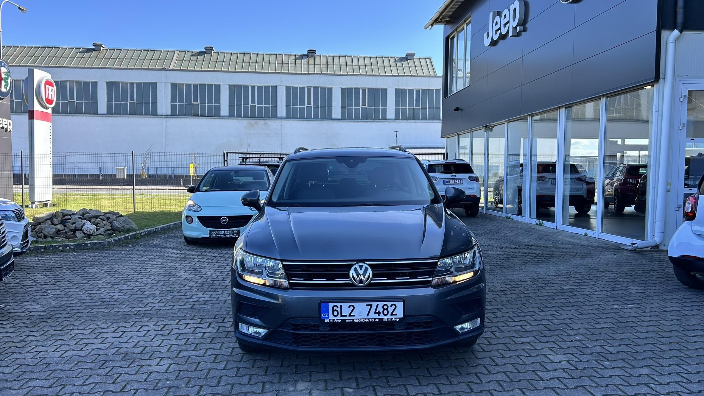 Volkswagen Tiguan, 2.0TDI 4Motion DSG - fotka 2