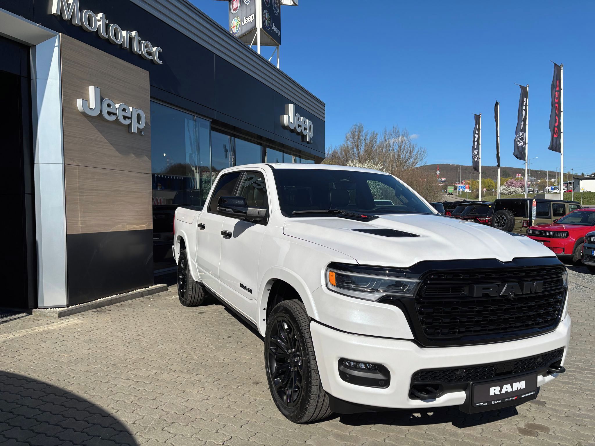 RAM 1500, 3.0 I6 548k LIMITED NIGHT RAMB - fotka 2