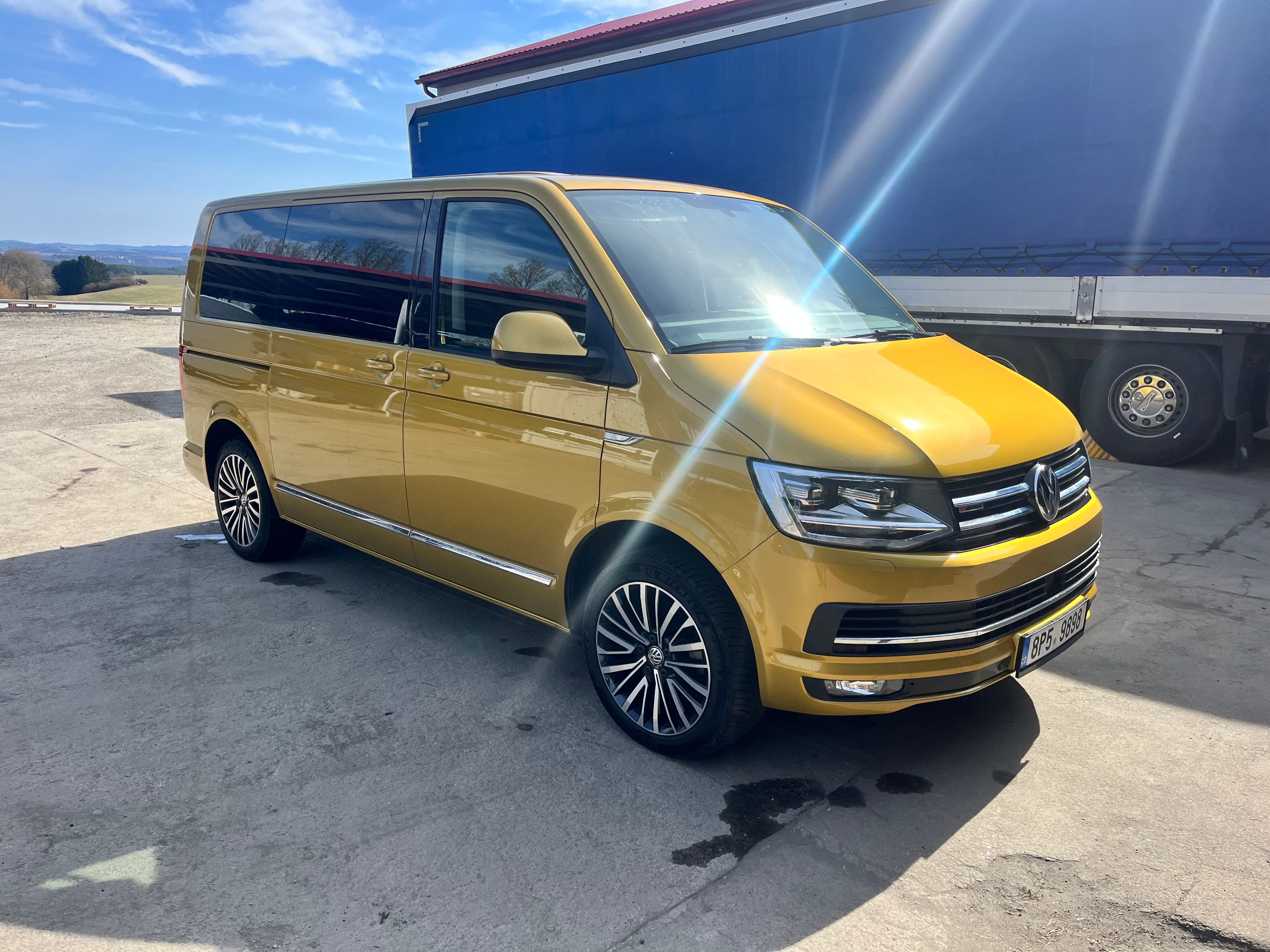Volkswagen Caravelle, Highline - fotka 2