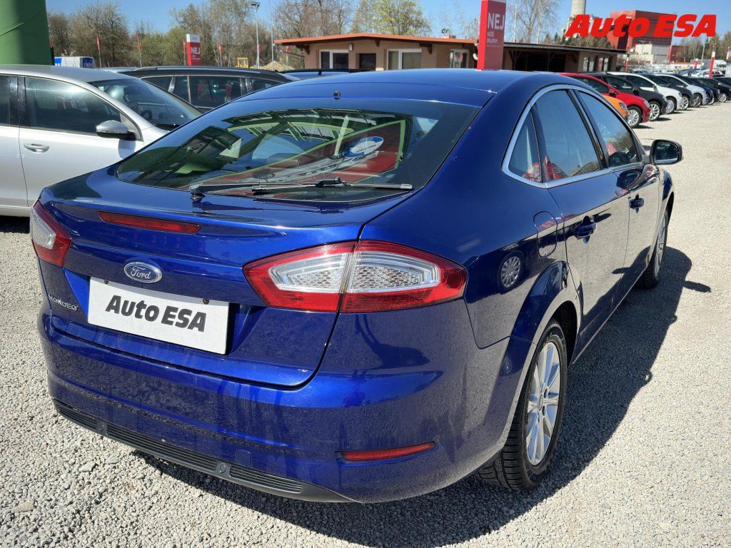 Ford Mondeo, 2.0 TDCi,Xenon,autoAC - fotka 4
