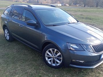 1.0 TSI 85kw, Style, navigace,