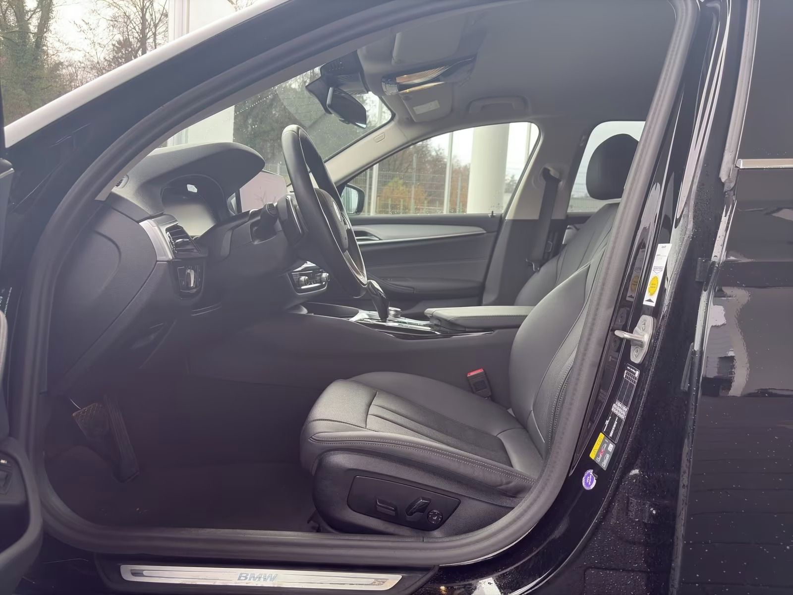 BMW Řada 5, 530 e Touring ACC 360° Alarman - fotka 6