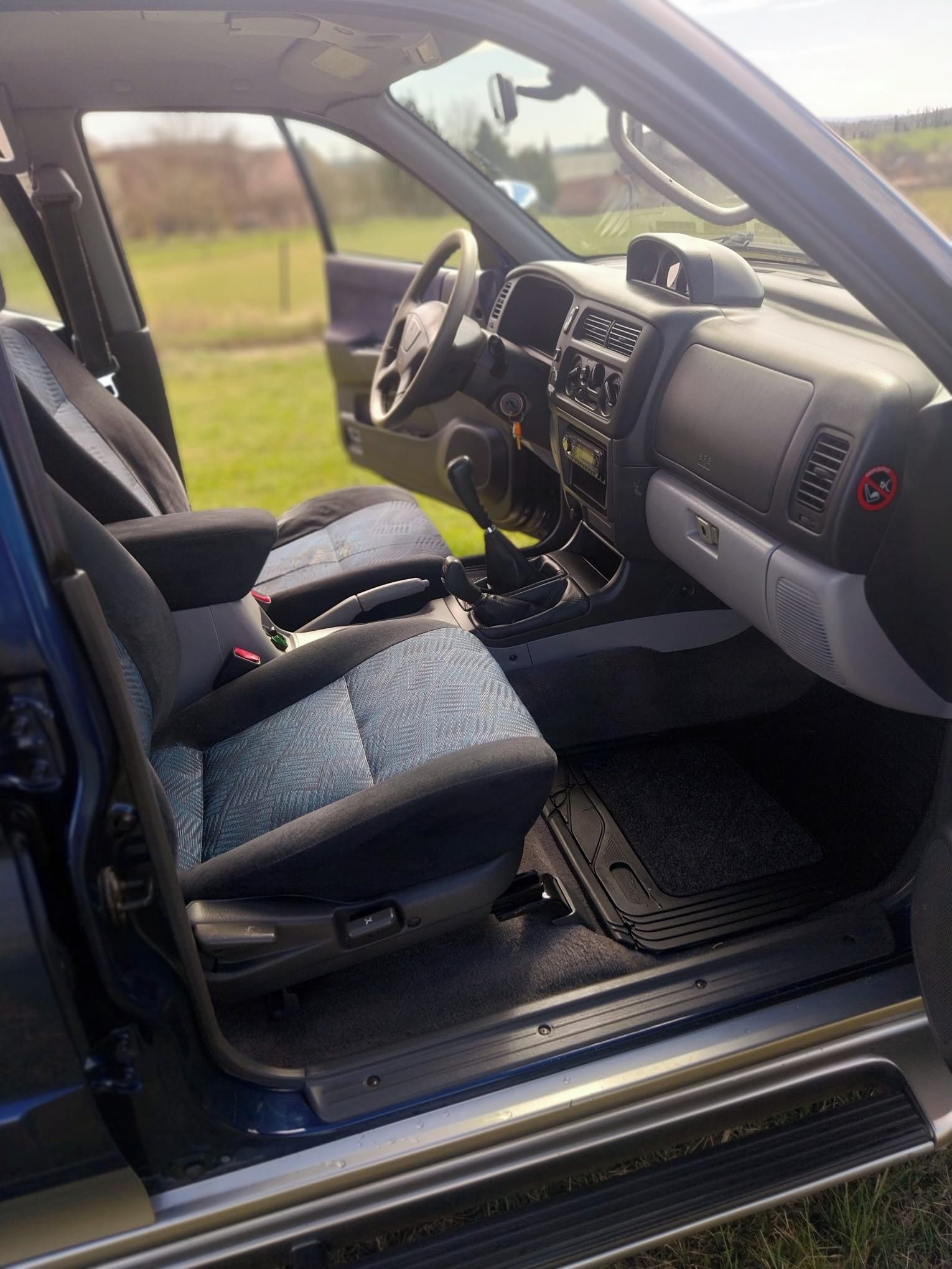 Mitsubishi Pajero Sport, 2,5 diesel - fotka 5