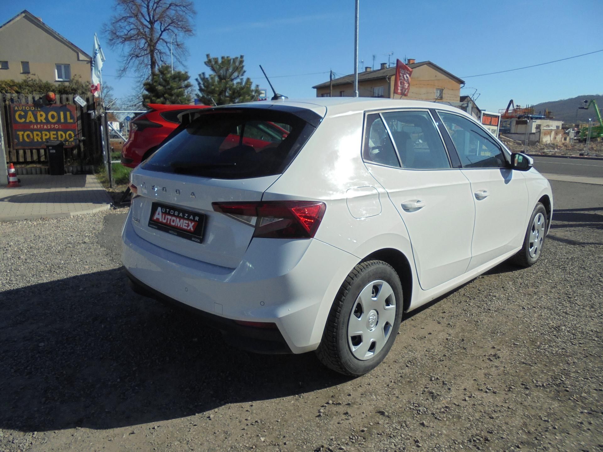 Škoda Fabia, 1.0i- KLIMA- VYHŘ. SEDADLA - fotka 6