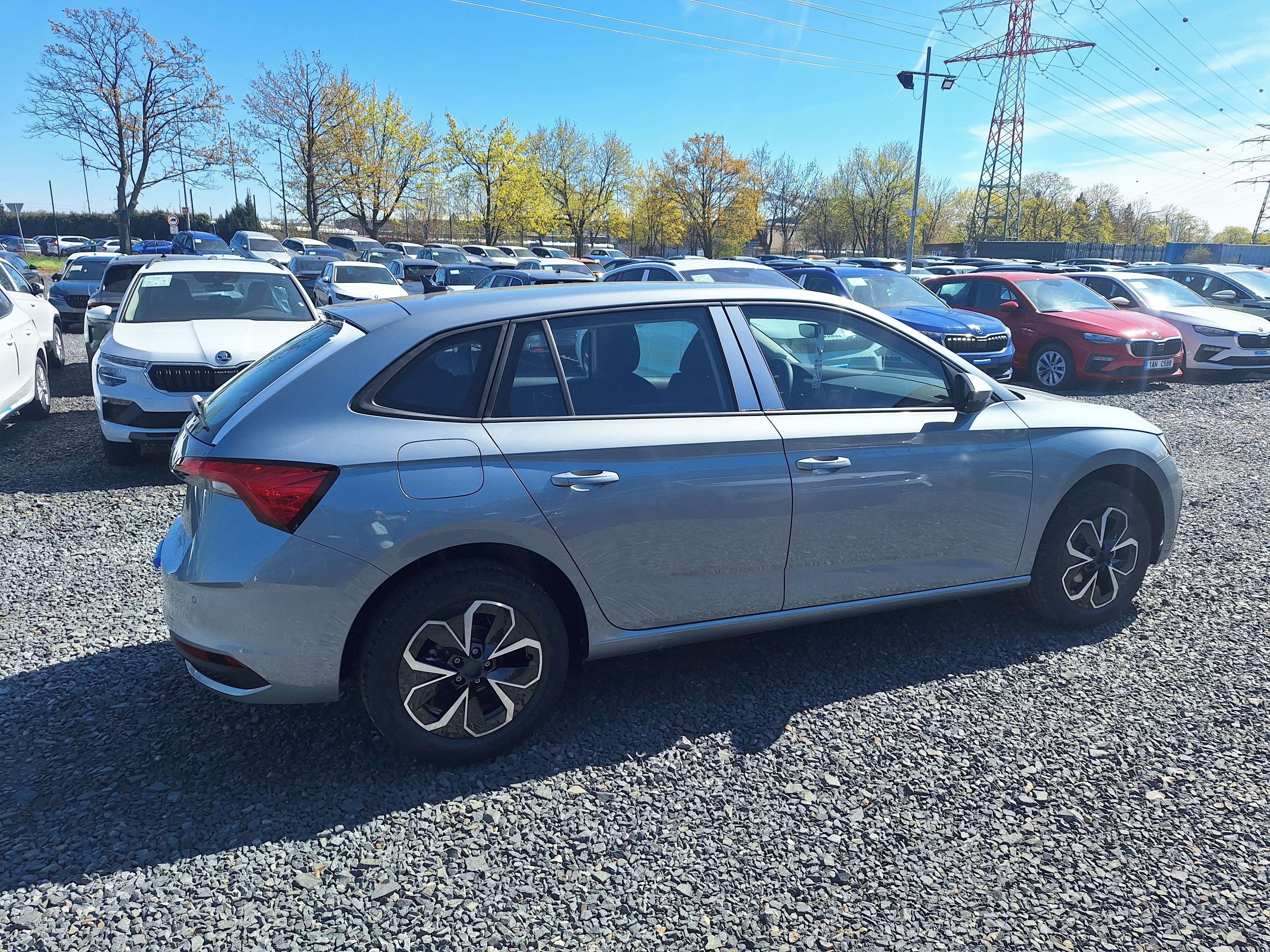 Škoda Scala, CLASSIC 1.0 TSI 70W - fotka 6