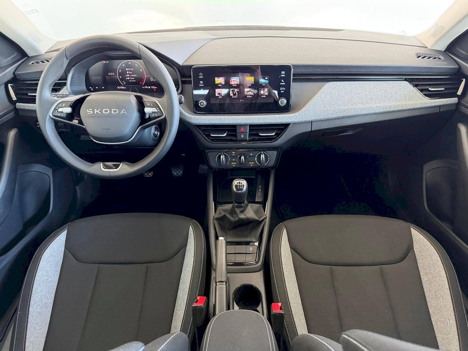 Škoda Scala, 1.0 TSI 85 kW Selection - fotka 5
