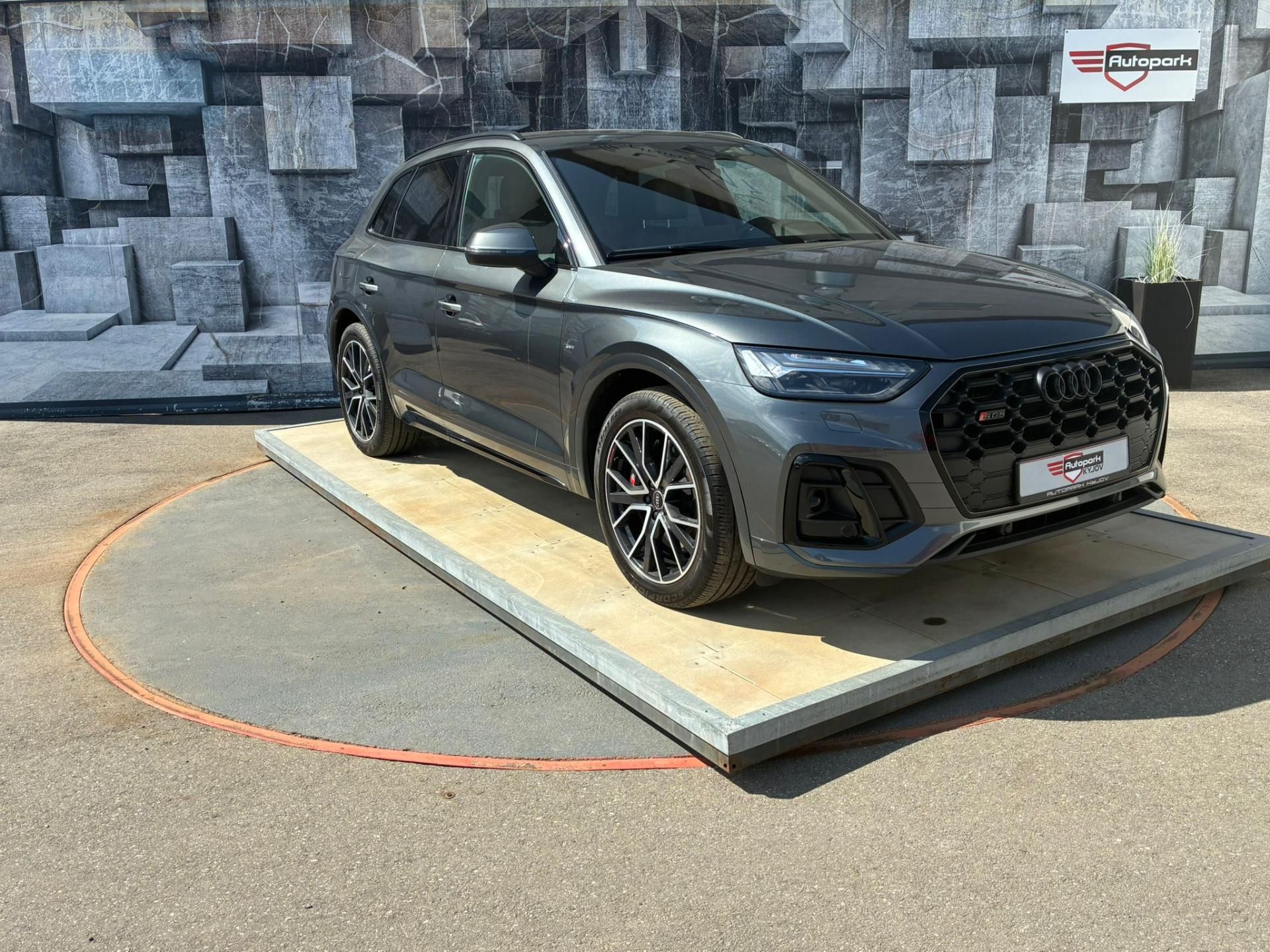 Audi SQ5, 3.0TDi,251KW,4x4,DPH,B&O,SLINE