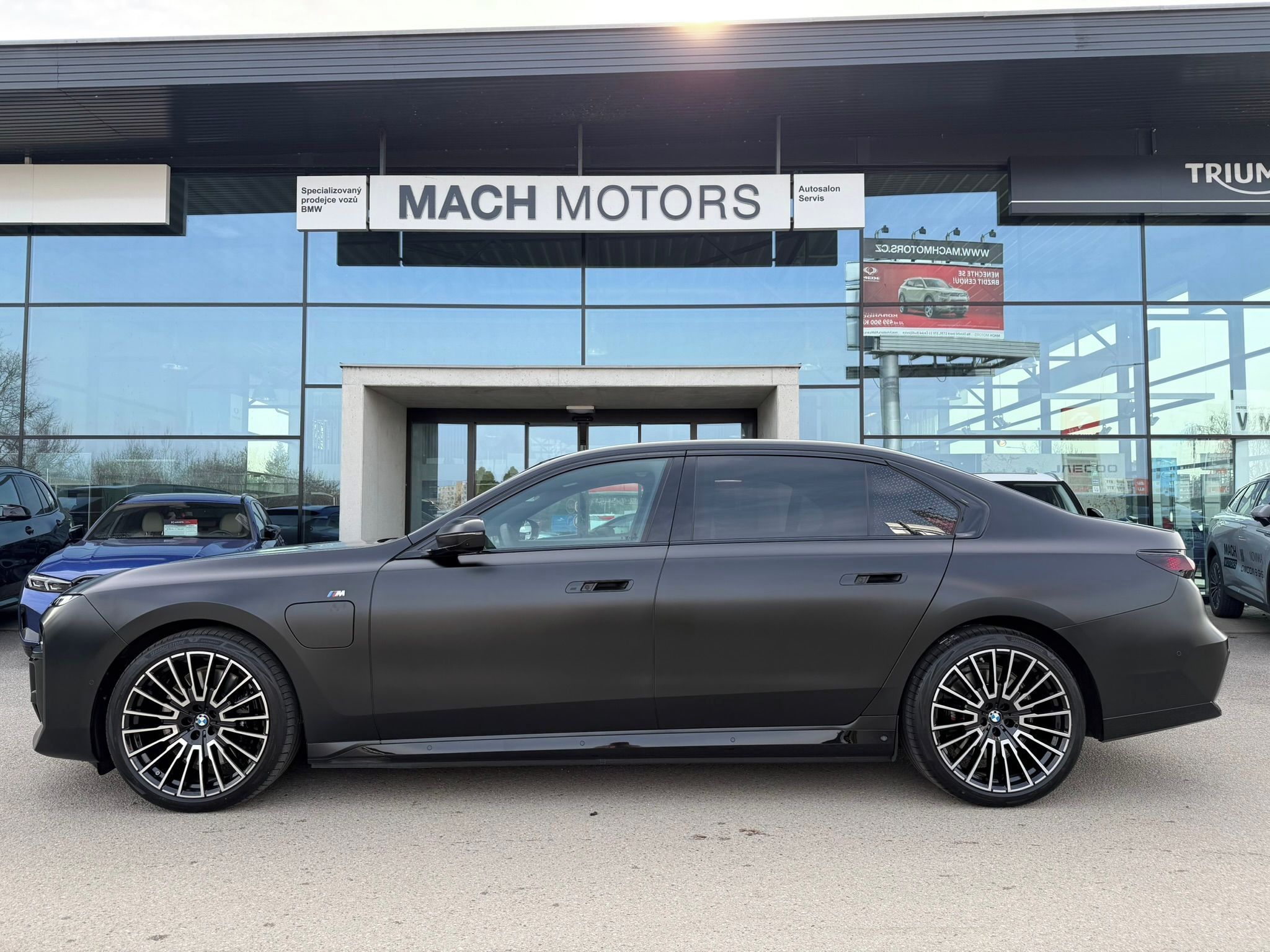 BMW Řada 7, BMW 750e xDrive 07/2025 TV - fotka 5