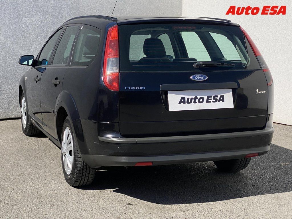 Ford Focus, 1.6i,AC - fotka 6