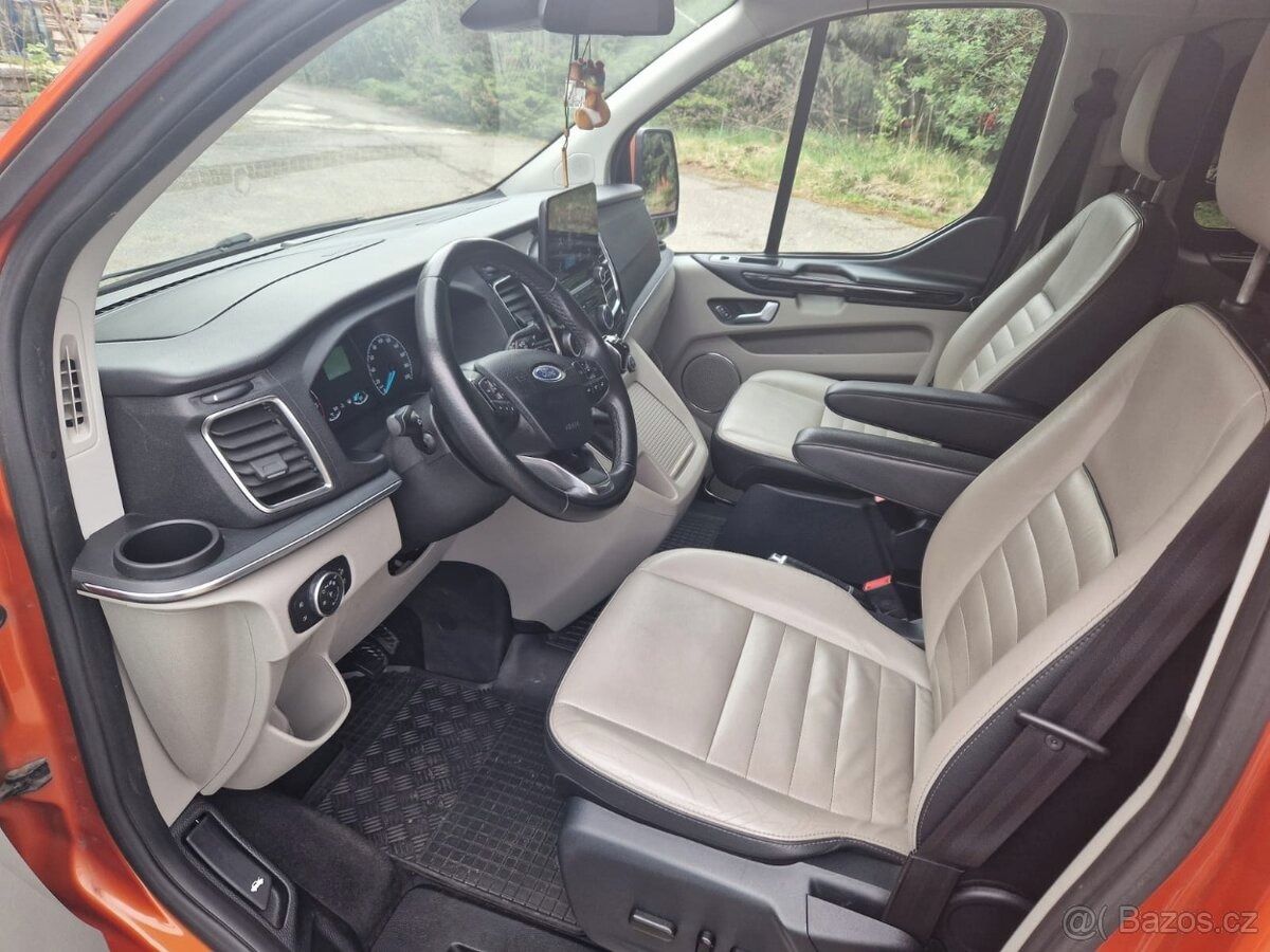 Ford Tourneo Custom, 2.0 TDCi – 8 míst, L2, DPH - fotka 6