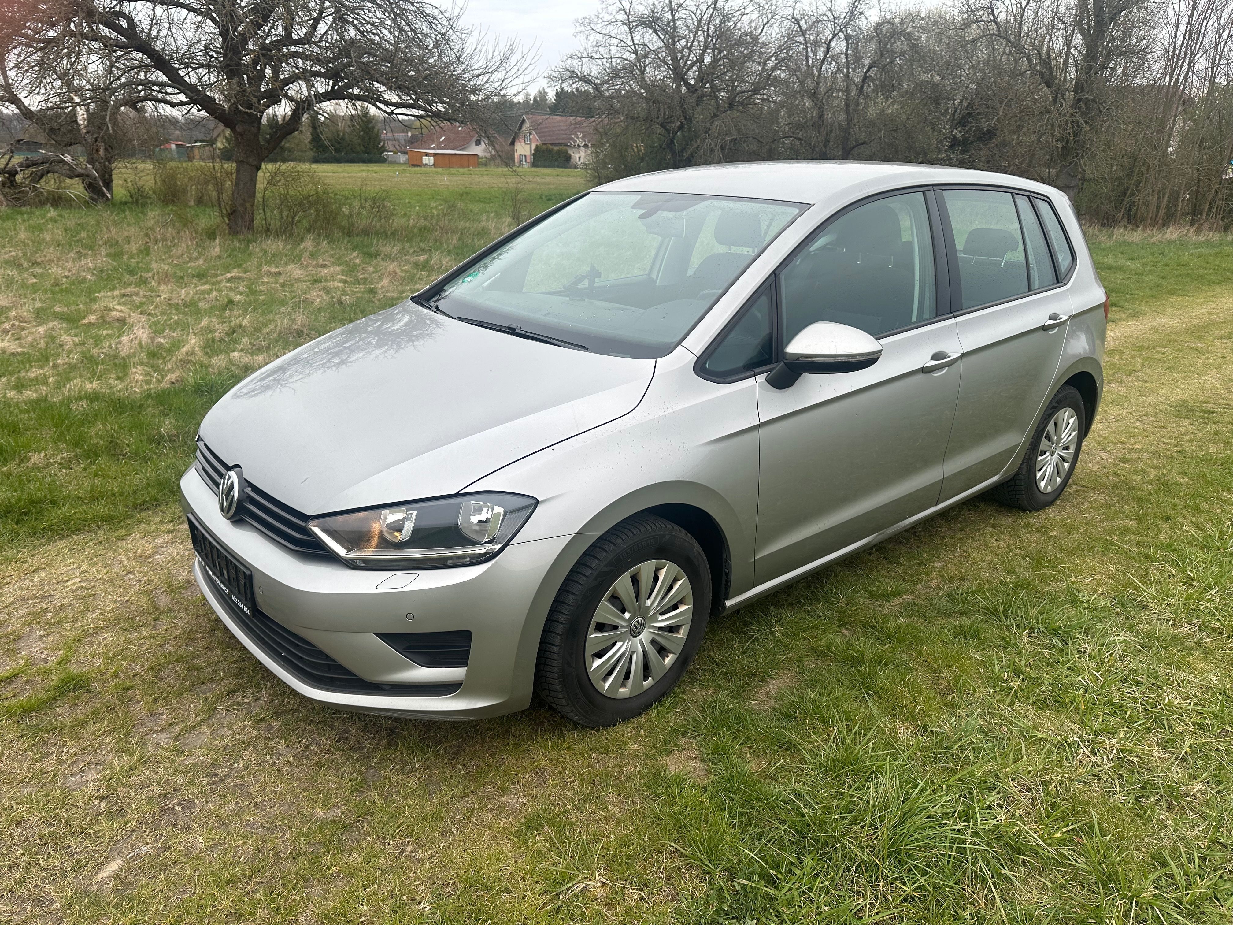 Volkswagen Golf Sportsvan, 1.6 TDi-81KW-SERVISKA - fotka 3